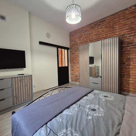 شقة Duzy Komfortowy Apartament W Samym Centrum Przy Manufaktura I Piotrkowska, Blisko Zoo, Fala وودج المظهر الخارجي الصورة