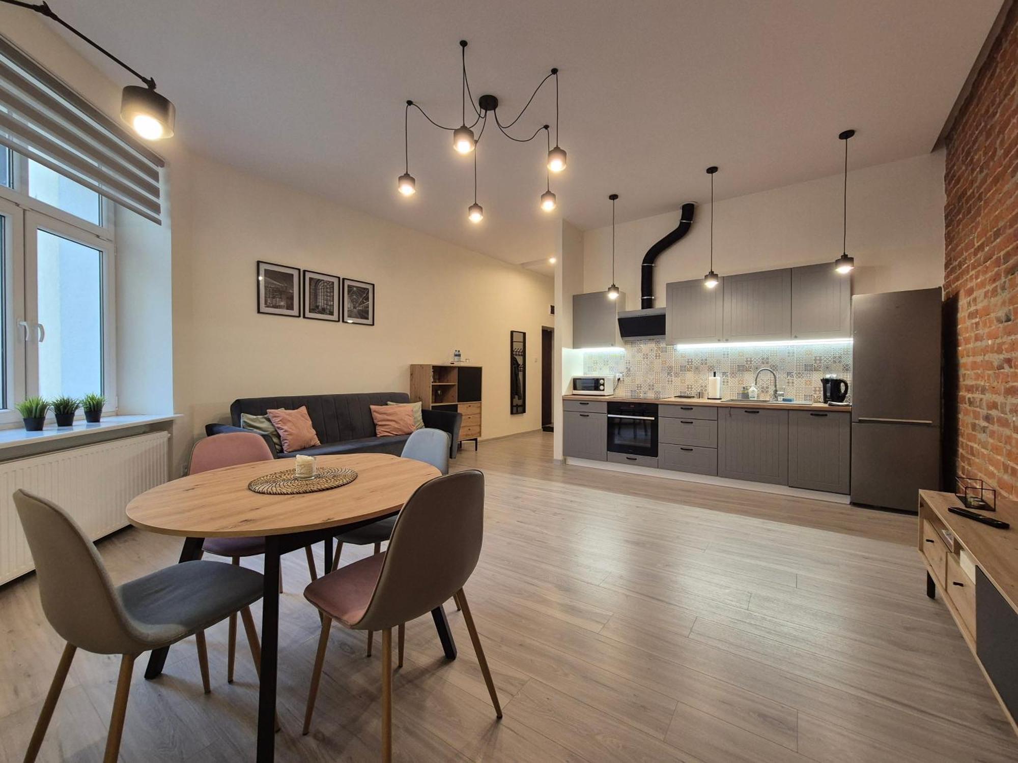 شقة Duzy Komfortowy Apartament W Samym Centrum Przy Manufaktura I Piotrkowska, Blisko Zoo, Fala وودج المظهر الخارجي الصورة